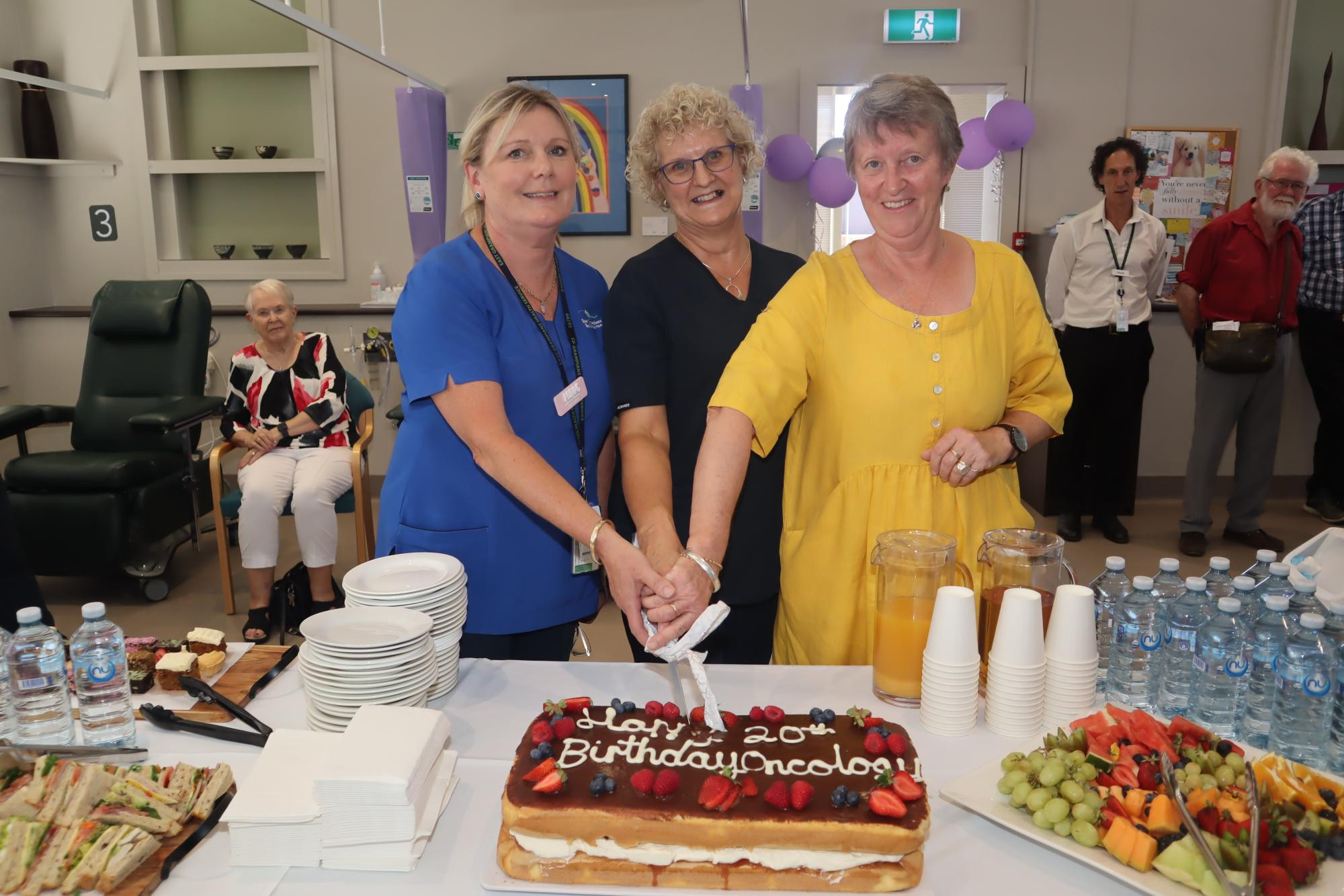 Original EGHS Oncology Unit nurses Marg Keith, Leesa McInnes and Mary Kinsella cut the 20th anniversary cake. Picture supplied