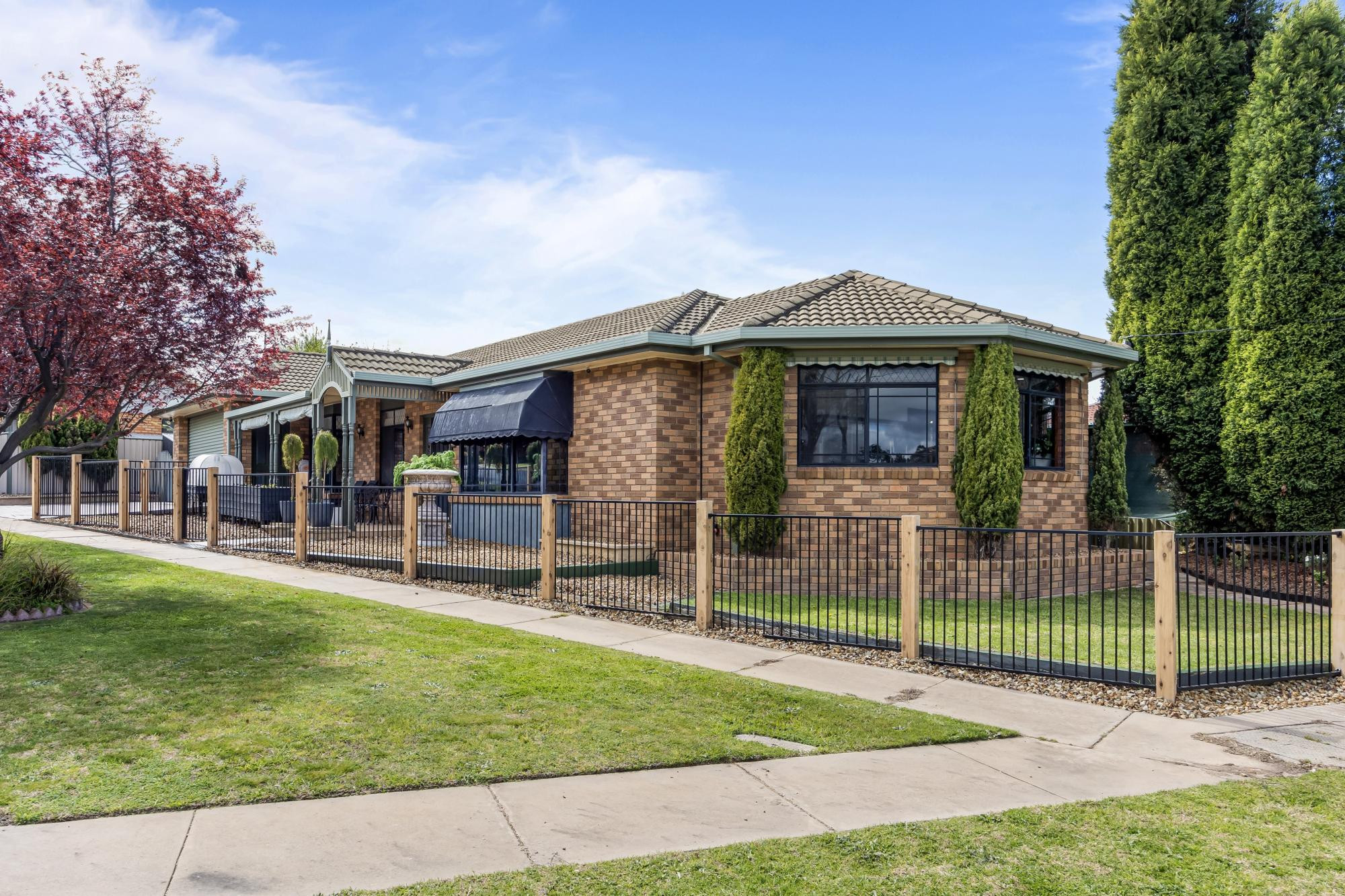 An eye-catching low-maintenance home in Stawell with a functional design - feature photo