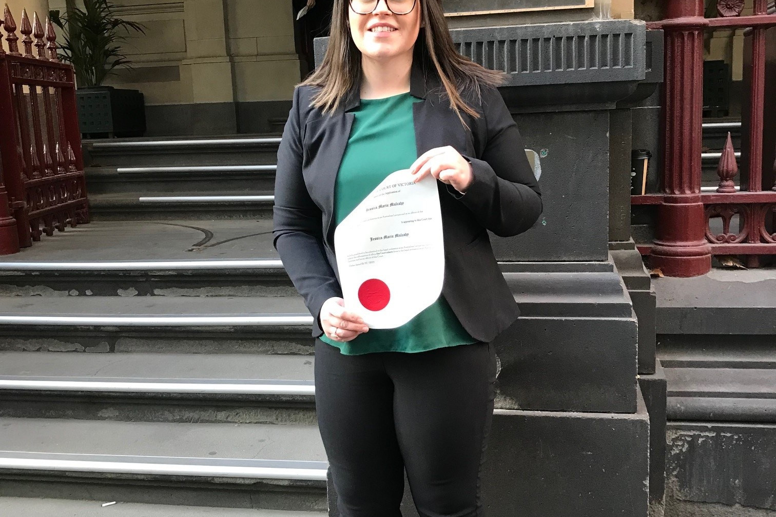 Jessica Mulcahy sworn in as a solicitor - feature photo