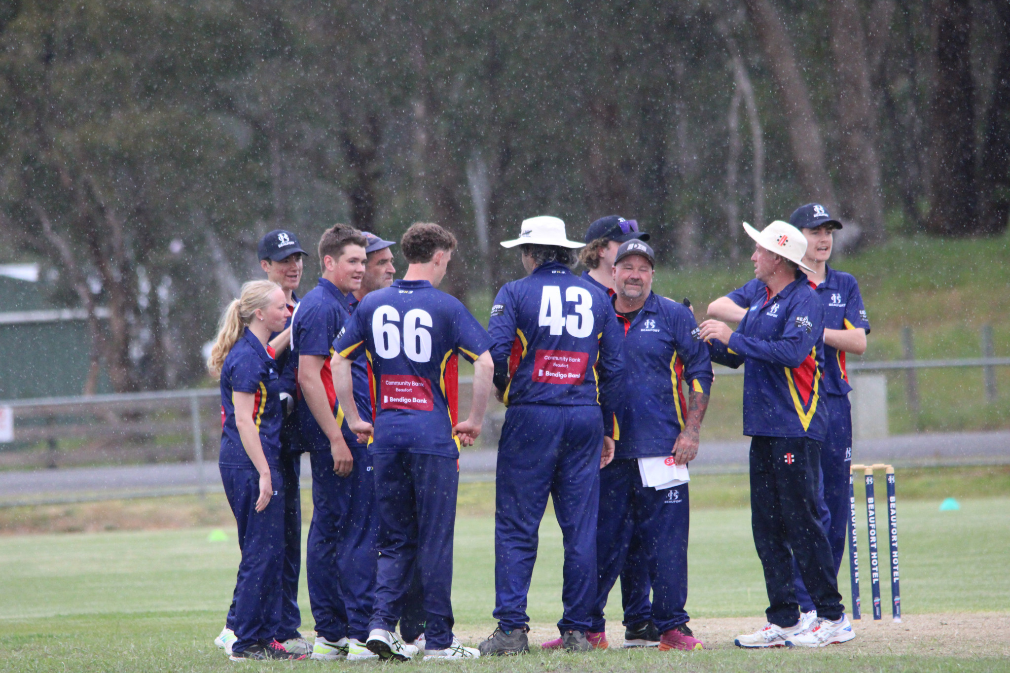 Beaufort Red celebrate the wicket of Nathan Elford. PHOTO: CHRIS GRAETZ