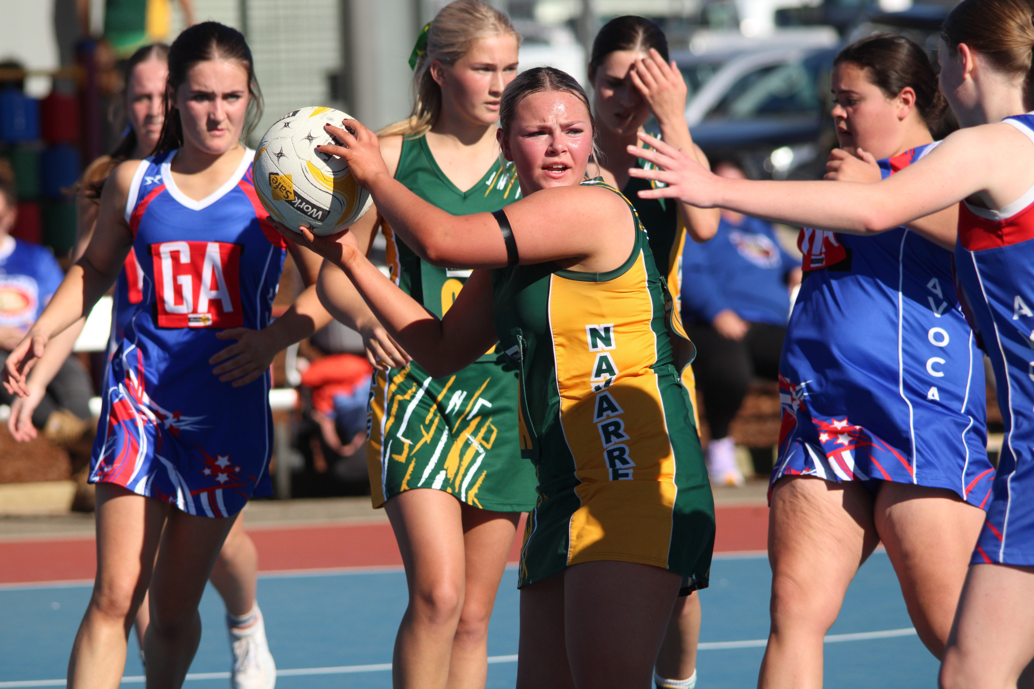 Grasshoppers' Josie Greenaway looks for options. PHOTO: CHRIS GRAETZ