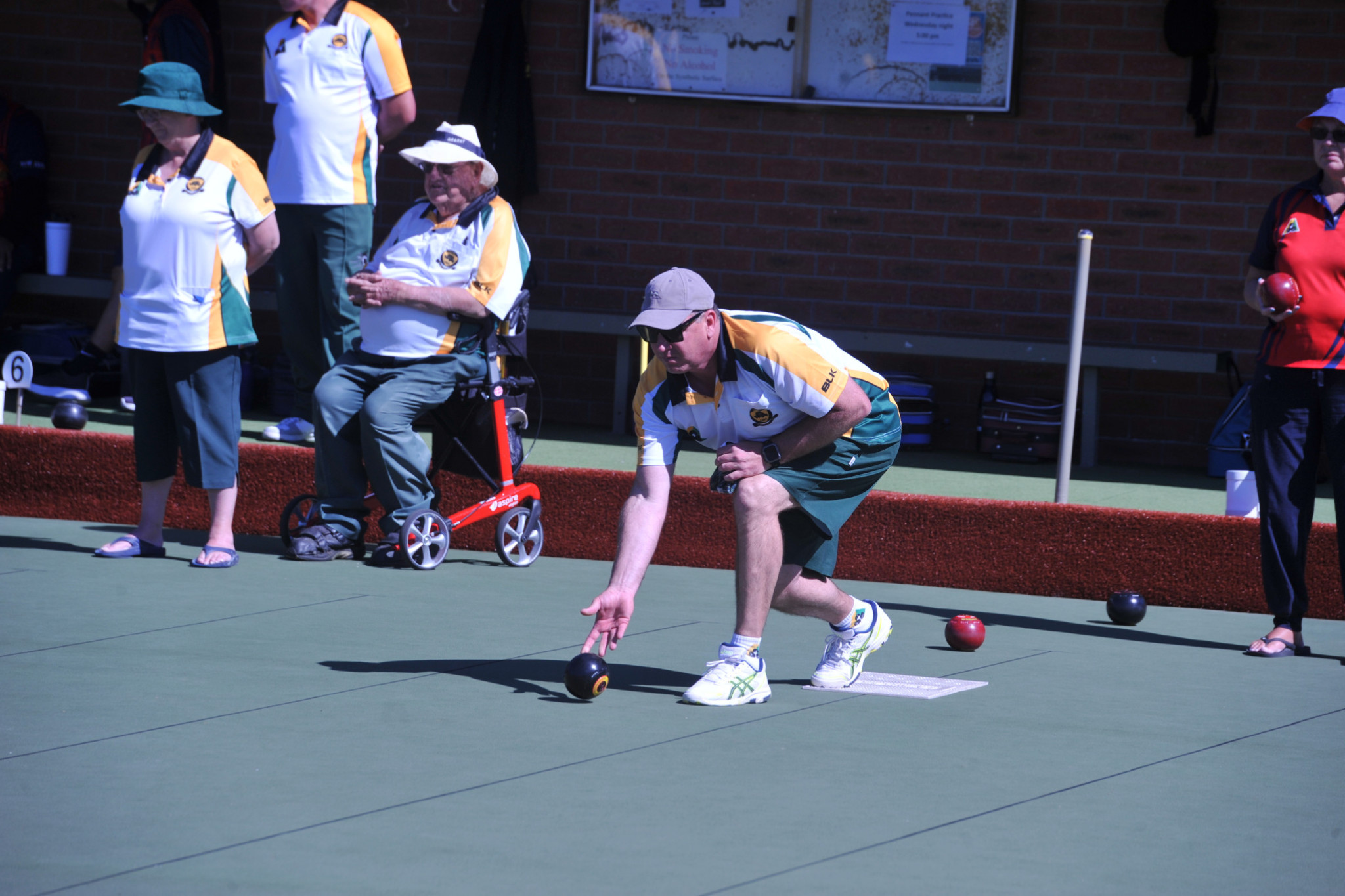 Skip of his rink, Andrew Potter (Ararat), sends down a great bowl late in the day in division two against Aradale.