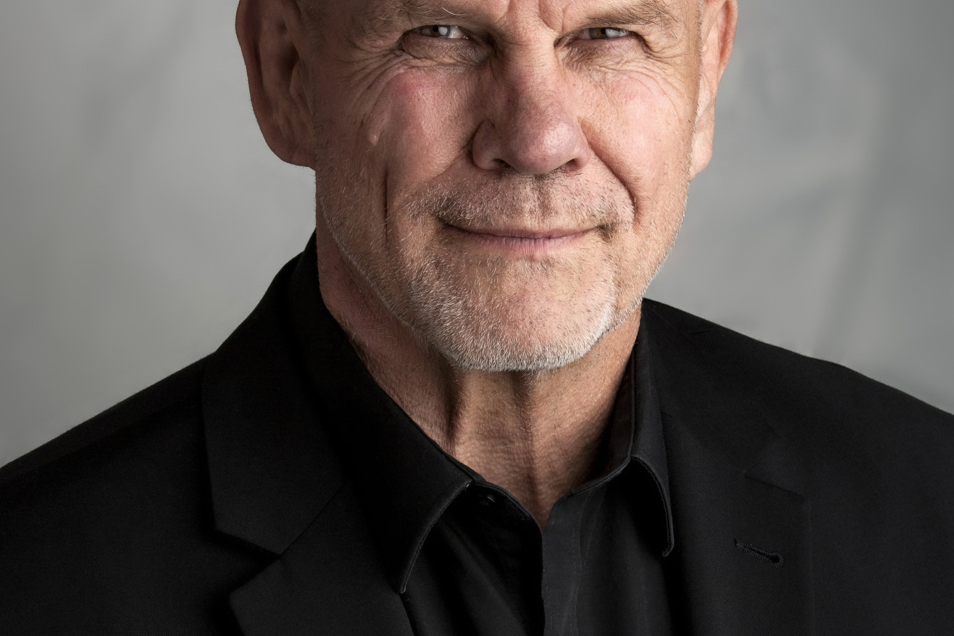 Best selling author Peter Fitzsimons will speak at the Stawell Library in November.