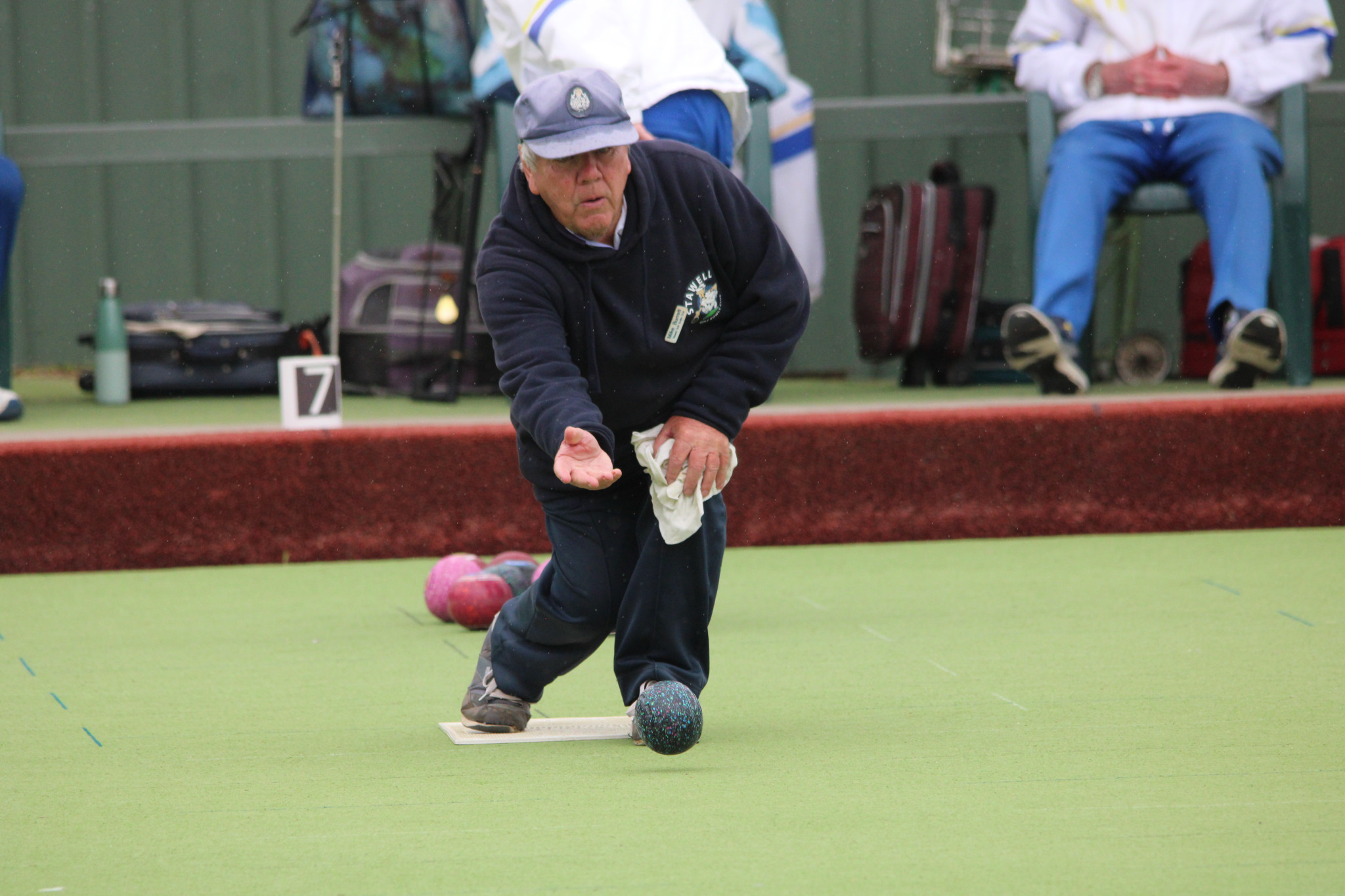 Stawell Golf's Michael Burrett unleashes an accurate bowl. PHOTO: CHRIS GRAETZ