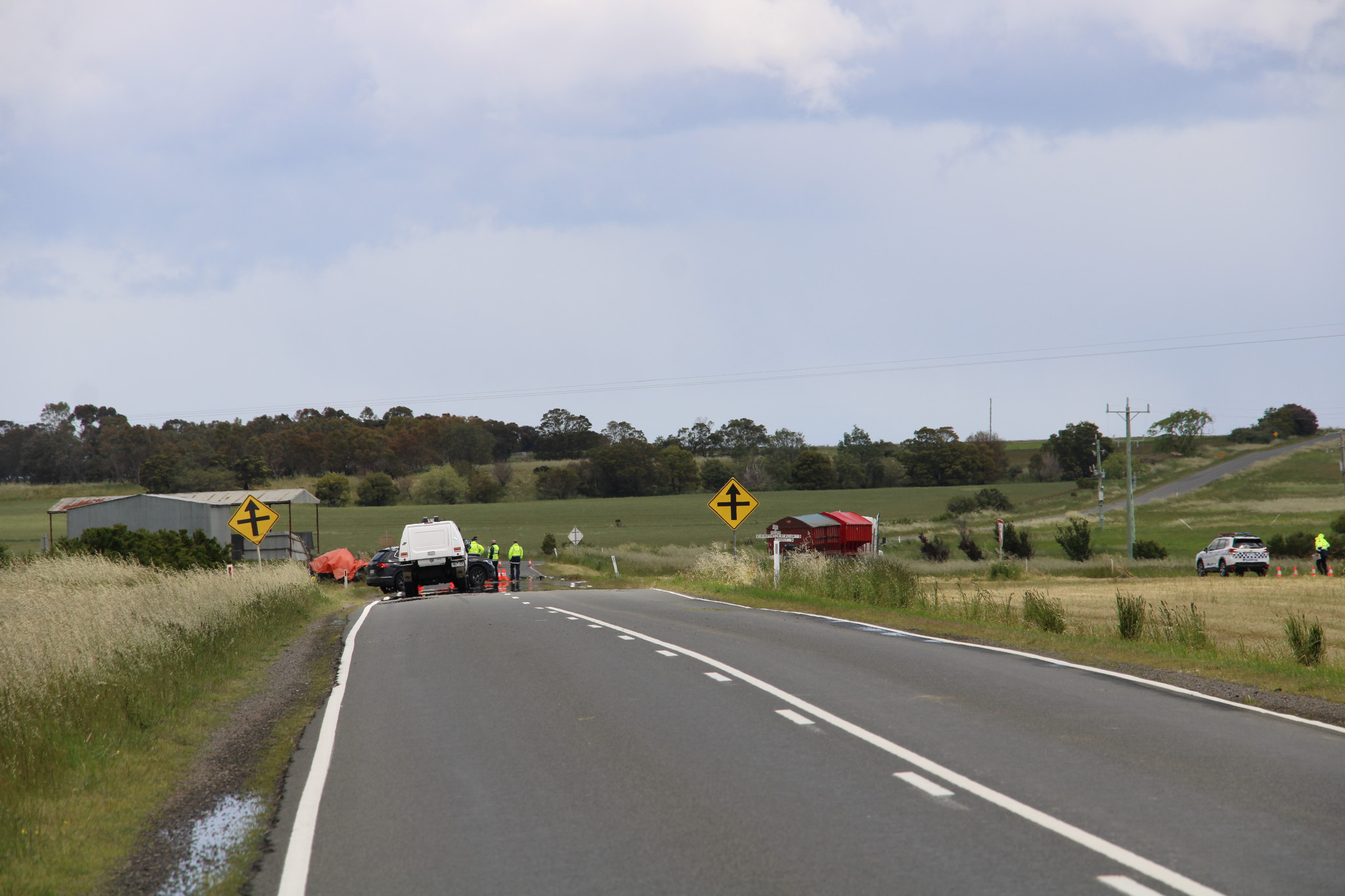 Three dead in Stoneleigh crash - feature photo