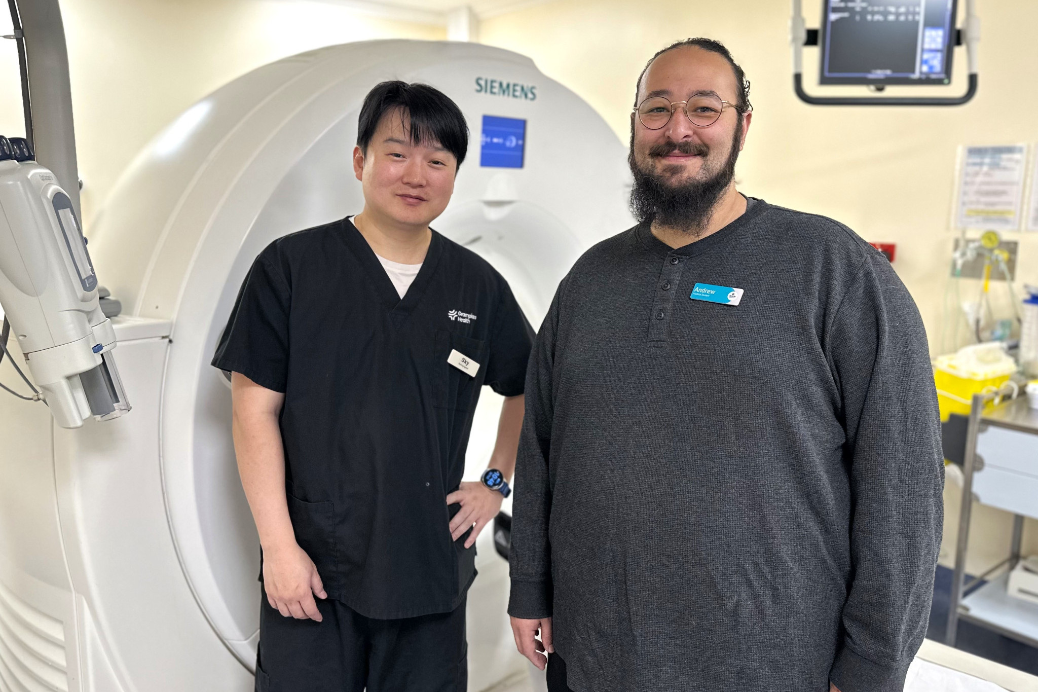 Andrew Nashed, right, during his radiology placement with Grampians Health Stawell radiographer Sky Yang.