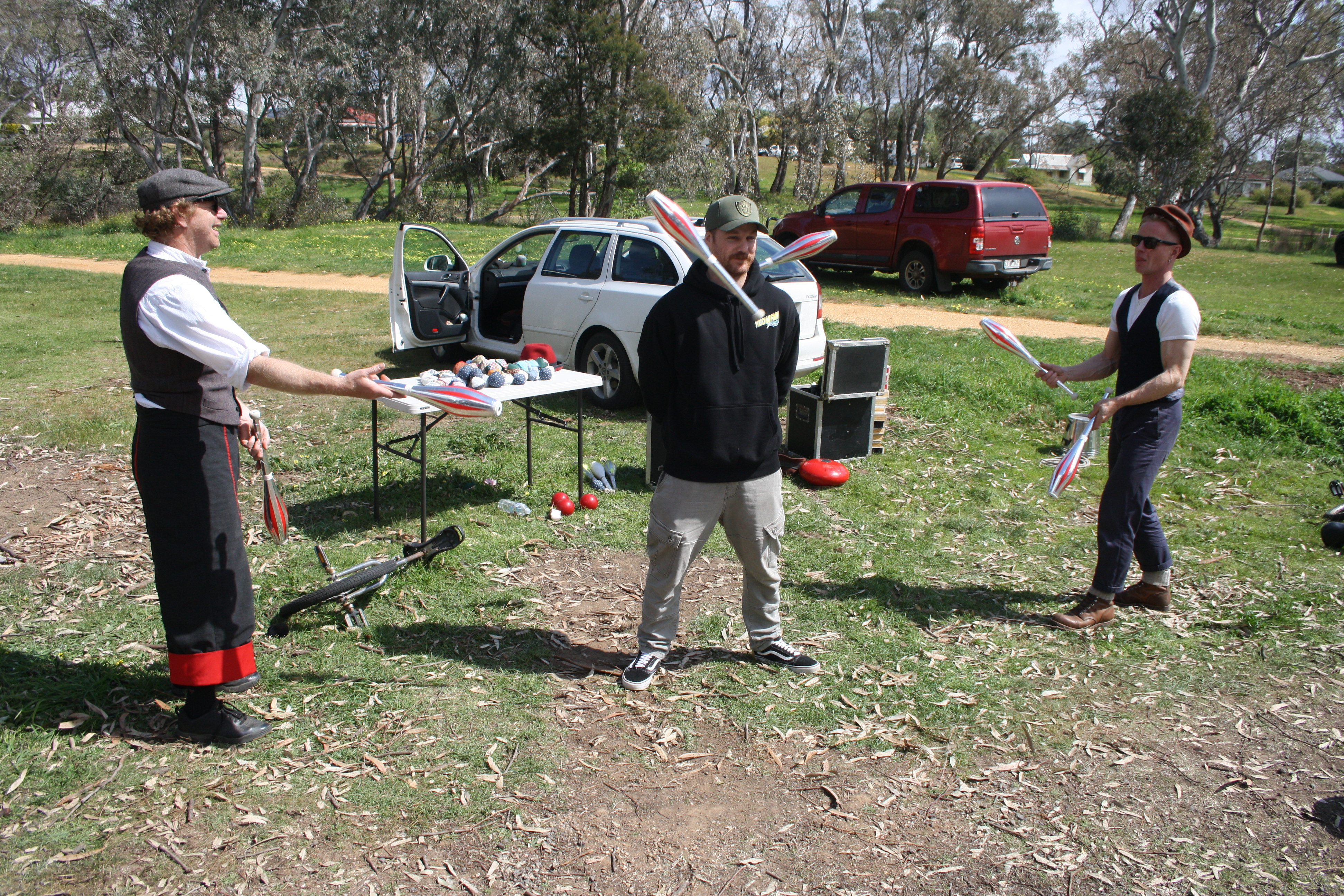 Jugglers steal the show at Avoca Market - feature photo