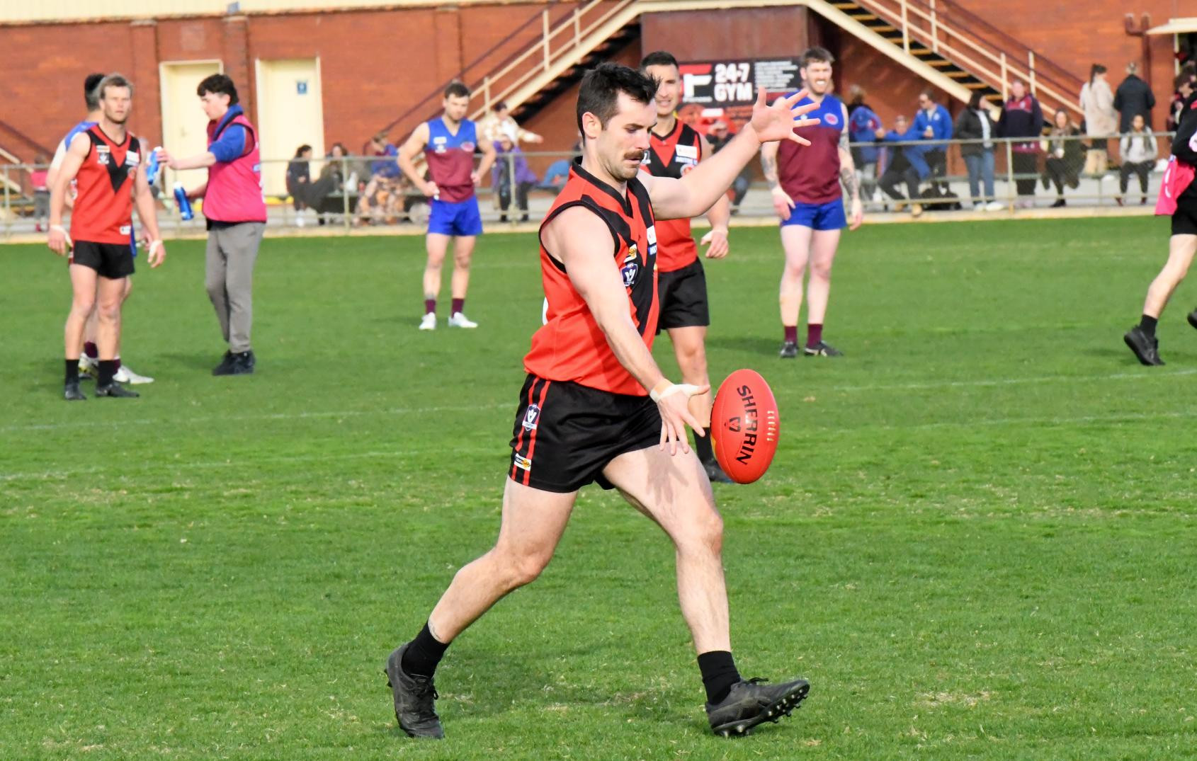James Sullivan has a set shot during the round 15 WFNL match against Horsham on Saturday, August 3. Picture by Lucas Holmes