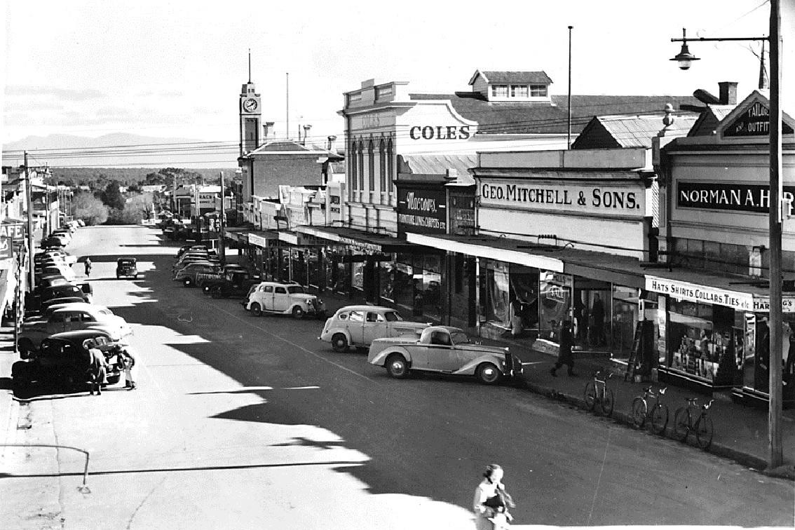 After more than 130 years, 'George Mitchell and Sons' closed their doors for the final time. Picture by Stawell Historic Society